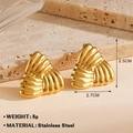 Golden stainless steel triangle earrings with 3D radial texture, 2.5cm size - 2.5cmx2.7cm / Gold Triangle Stud Earrings