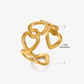 Bague cœur dorée ajustable en acier inoxydable avec cinq motifs de cœurs connectés - Style Enveloppant Cinq Cœurs Connectés (040) / Or