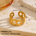 Bague ouverte en acier inoxydable doré avec motif sablier évidé et diamètre 1,7 cm - Style Noeud Ajouré (1091-2) / Or