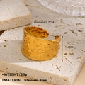 Anillo abierto ancho dorado con textura martillada de acero inoxidable para mujer - Estilo Abierto Martillado De Cara Ancha (1098) / Dorado
