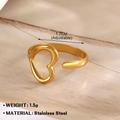 Anillo ajustable de acero inoxidable dorado con un diseño de corazón hueco minimalista - Corazón Hueco Simple (036)