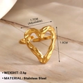 Anillo abierto de corazón dorado de acero inoxidable con textura de superficie martillada - Textura Martillada Corazón (560)
