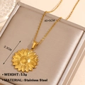 Goldene Sonnenblumen-Halskette aus Edelstahl mit feiner Blütenblatt-Struktur - Sonnenblumenform (Stil 2)