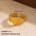 Anillo de corazón minimalista en acero inoxidable dorado con banda texturizada, diámetro de 1,7cm - 1460 Heart-Shaped Open Style / Dorado