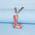 Collier avec pendentif lettre L argenté et coutures de baseball sur grosse chaîne - Lettre L / Acier