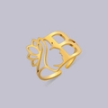 Anillo abierto dorado con silueta de cara, flor de loto y detalle de la letra B - Letra B Dorada