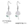 Boucles d'oreilles argentées avec rose en émail lavande et détails de feuilles vertes - Rose / Acier