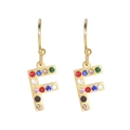 Boucle d'oreille hip hop dorée, design lettre F avec strass multicolores brillants - Lettre F