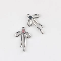 Pendentif nœud argenté avec strass rose, vues avant et arrière pour bijoux personnalisés - Argent/Zircone Rose
