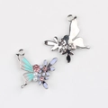 Détails avant et arrière du pendentif papillon avec zircon et perles pour création de bijoux DIY - Base Argent Bleu Violet