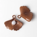 Detail of brown ginkgo leaf alloy pendants with pearl inlay for DIY jewelry crafting - Brown Artificial Pearl Shell