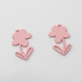 Detailansicht der rosa matten Blumenanhänger aus Legierung für DIY-Ohrringe und Schmuck - Rosa
