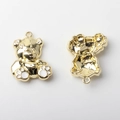 Details von süßem Bären-Anhänger aus Legierung mit weißer Emaille für DIY-Schmuck - Goldbasis Weiß