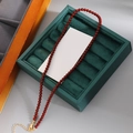 Collier élégant à perles rouge foncé avec fermoir mousqueton doré réglable en boîte - Or 18K 4# Perle Rouge Foncé