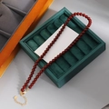 Collier rétro perles rouge foncé avec fermoir mousqueton doré et chaîne ajustable - Or 18K 6# Perle Rouge Foncé