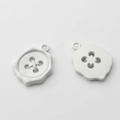 Detailweergave van witte geometrische legering knophangers voor DIY sieraden maken - Wit