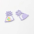 Detailweergave van kleurrijke emaille kattenhangers voor DIY sieraden en oorbellen - Paarse Kat