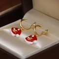Orecchini a cappello di Natale in smalto rosso e fiocco dorato su scatola portagioie in raso - Clip per Orecchie a Spirale Senza Dolore Oro 16K