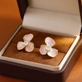 Pendientes de flor de esmalte rosa chapados en oro con circón cuadrado en terciopelo - Oro 18K Rosa Degradado Perlado