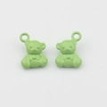 Detail van lichtgroene 3D beer bedeltjes van legering voor DIY sieraden maken - Groen