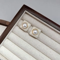 Boucles d'oreilles carrées rétro à perles avec monture en métal doré élégante - Blanc Nacré