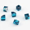 Detalle de cuentas cuadradas de cristal azul oscuro facetado de 6mm para joyería DIY - Verde azulado