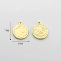 Detail view of 18mm and 15mm gold alloy queen portrait coin charms for DIY earrings - Gold Isle of Man Style (06)