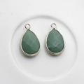 Colgantes de gota en piedra natural verde con borde plateado para joyería artesanal - Borde Plateado / Verde esmeralda
