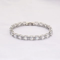 Elegante bracciale color argento con zirconi ovali e montatura a griffe di alta qualità - Stile Classico Maglia Ovale (Style 23)