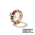 Makro-Detail des bunten Zirkonia-Rings mit 1,8 cm Durchmesser und 4,5 g Gewichtangabe - Größe 8 / Gold Bunt