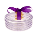 Detalle de cinco pulseras de cuentas moradas con un lazo de satén para regalo - Púrpura