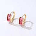 Orecchini a cerchio dorati con intarsio rettangolare di cristalli di zirconia rosa - 16K Rosa Rosso