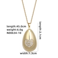 Dettaglio della collana con ciondolo a uovo dorato con cuore di cristallo e misure - Goccia d'Acqua Cuore Oro (N00634-10)