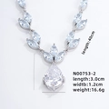 Silberne Halskette mit tropfenförmigem Zirkon und Blattdesign inklusive Produktdaten - 40CM / Silber