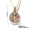 Ciondolo lettera Q dorata con zirconi colorati su una sottile catena a maglia - Oro Multicolore Q
