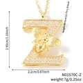 Collana con lettera Z dorata, pavé di cristalli e pendente ape 3D su bianco - Collana Lettera Z (N01570C-Z)