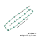 Collana a fiori d'argento con petali verdi e gemme in un design a vite chic - Stile Fiore Smeraldo Argentato (N01633-20)