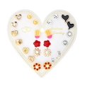 Set di 13 paia di orecchini geometrici assortiti con motivi a cuore e floreali su carta - US 2