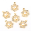 Fünf goldene Schneeflocken-Anhänger mit Perlen und Kristallen für DIY-Schmuck - Gold Perle Schneeflocke (Abb 7)