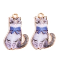 Détail de breloques chat avec nœuds bleus et anneaux dorés pour la création de bijoux - Chat Rayé Gris (px1191-3)