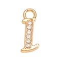 Vue macro du pendentif lettre L plaqué or serti de strass pour la création de bijoux - Lettre I