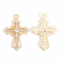 Detailansicht Gold-Kreuzanhänger mit Strassbesatz vorne und strukturierter Rückseite - Pave-Strass Kreuz Stil (px1289-6)