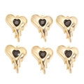 Détail de six pendentifs cœur de lave avec base dorée et pierre précieuse noire - Cœur de Lave Noir (px1311-17)