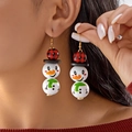 Boucles d'oreilles bonhomme de neige de Noël avec chapeau à carreaux rouges et écharpe - Bonhomme de Neige (Chapeau Plaid Rouge Noir Classique)
