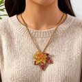 Vintage Ahornblatt Anhänger Halskette in herbstlichen Farben auf Goldkette für Damen - Ahornblatt-Anhänger Halskette (NC25Y1028)