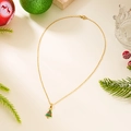 Collier avec pendentif sapin de Noël en émail rouge et vert sur chaîne dorée - Sapin de Noël à Trois Étages (NC25Y1147)