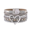 Detail van Boheemse gelaagde armband met zilveren hart hanger en magnetische sluiting - Zilvergrijs (SZ00116-10)