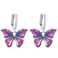 Détail de boucles d'oreilles papillon avec ailes dégradées violettes et bleues vibrantes - Style Dégradé Violet Rouge