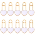 10er-Set Herzanhänger aus Goldlegierung mit weißem Emaille für DIY-Schmuck - Weiß