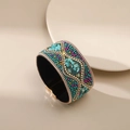 Détail du bracelet bohème large avec pierres turquoise et perles aux motifs ethniques - Style de pierre tissée sarcelle (SZ00061-2)